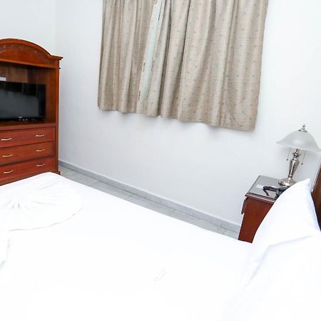 Hotel Avenida Cancún Esterno foto