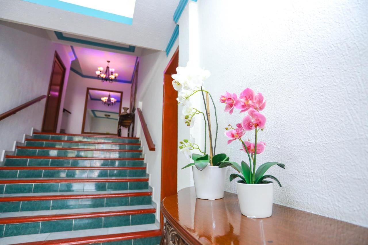 Hotel Avenida Cancún Esterno foto