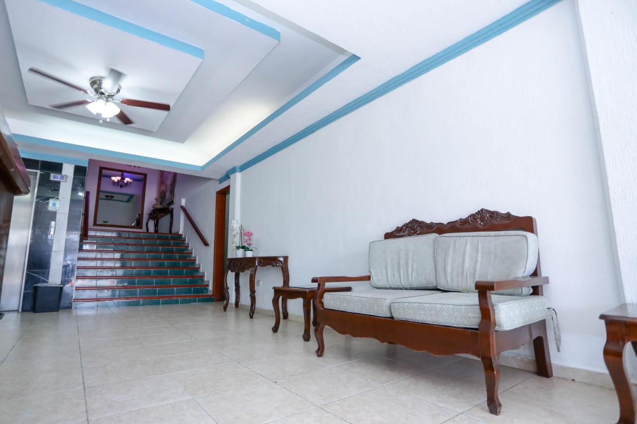 Hotel Avenida Cancún Esterno foto