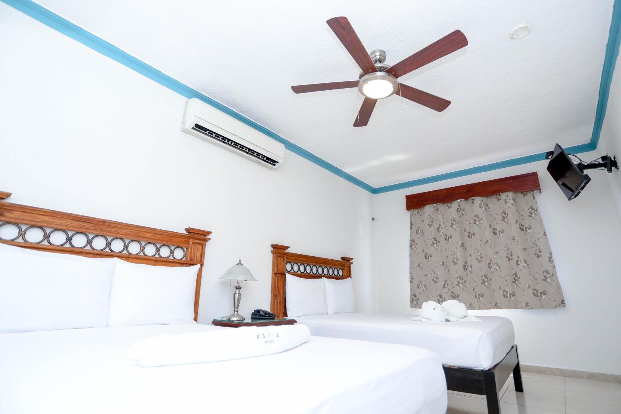 Hotel Avenida Cancún Esterno foto