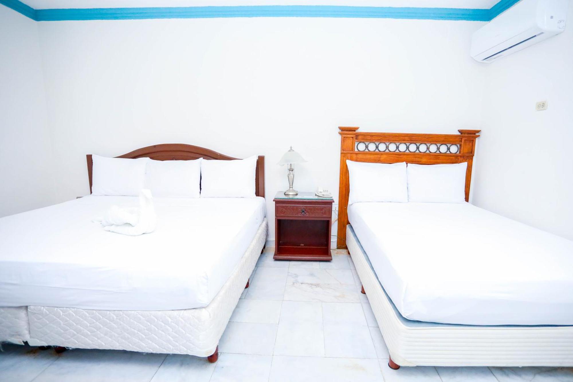 Hotel Avenida Cancún Esterno foto